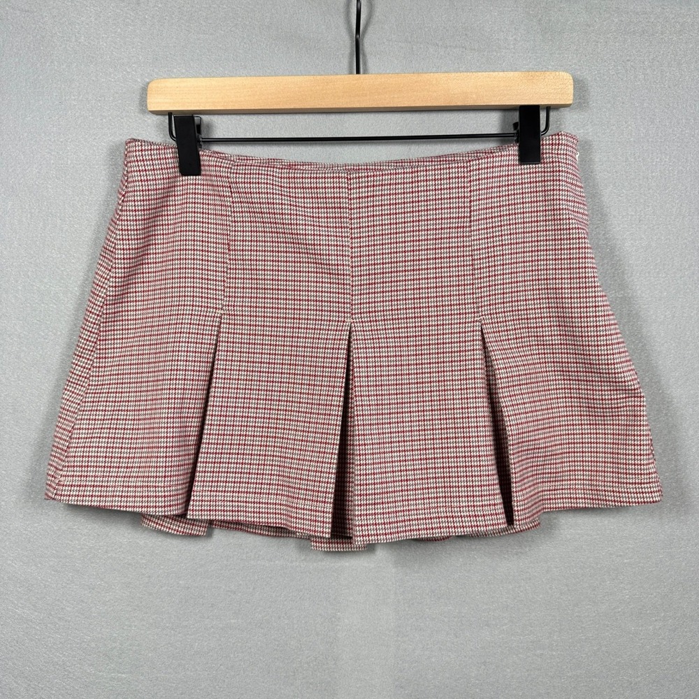 Urban Outfitters Red Houndstooth Pleated Mini Skort Womens Medium Preppy Skirt